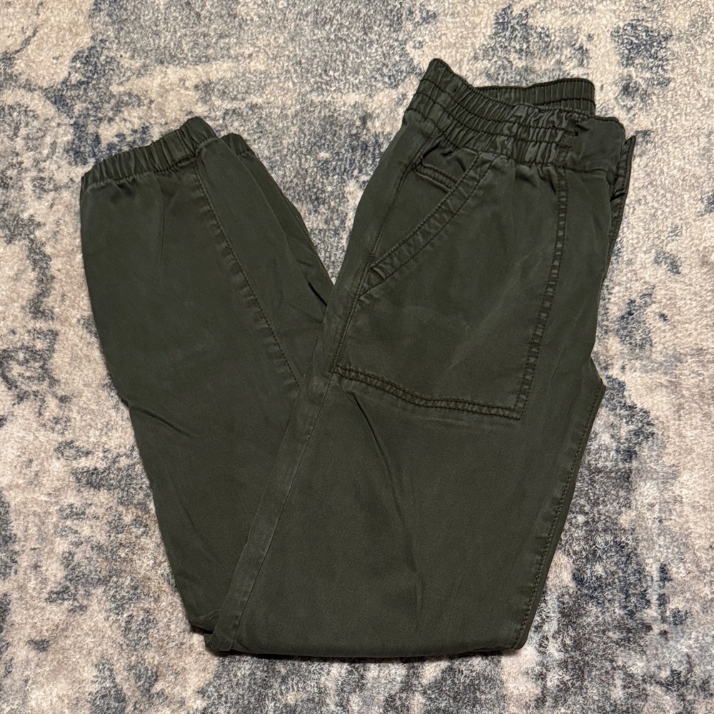 American Eagle Outfitters Olive Green Joggers
